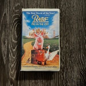 Babe Pig In The City VHS